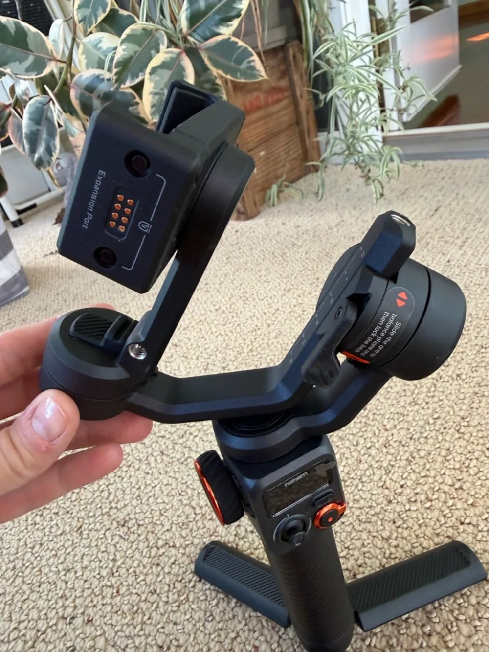 Hohem Tripod M gimbal for mobile
